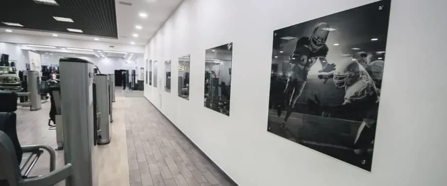 gallery slide