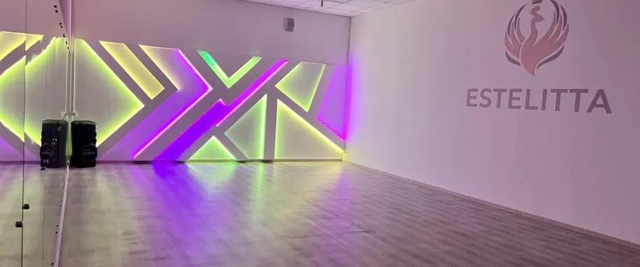 gallery slide