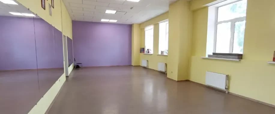 gallery slide
