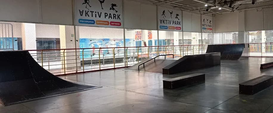 gallery slide